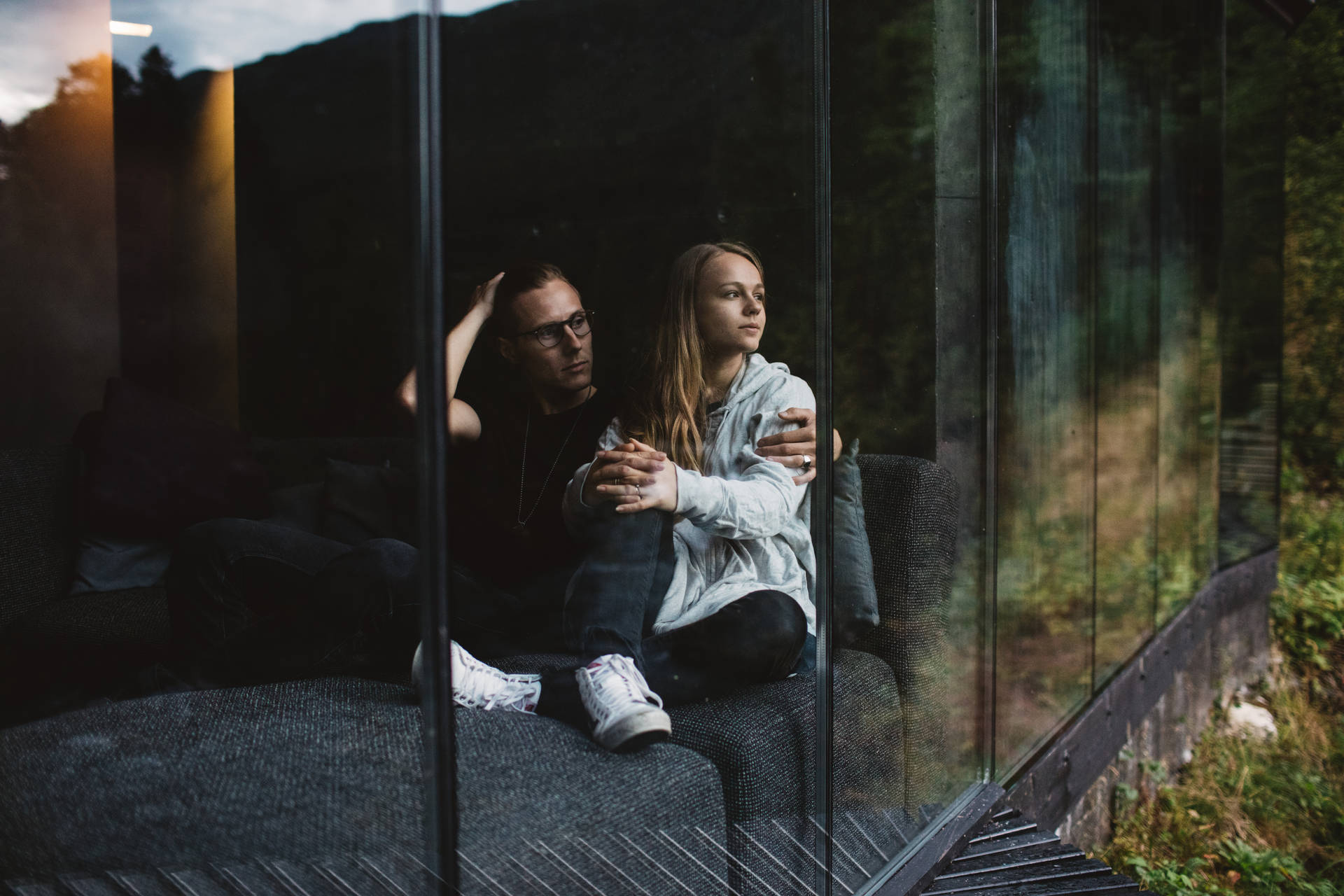 6 Best Sunglasses Trends of 2023 to Keep Wearing Next Year